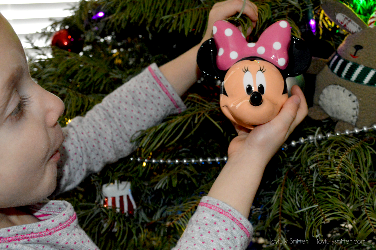 A list of fun, family friendly Christmas Traditions and a Gift Basket tutorial to share Christmas cheer to those near!
