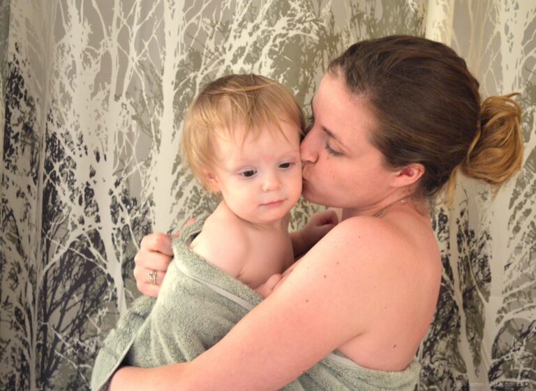 Bamboo Bath Mats and Bamboo Bath Sheets from Cariloha are life changing! Hello softness and goodbye scratchy odor-full towels!