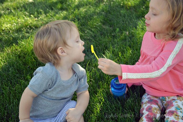Nurture Naturally with Burt’s Bees Baby