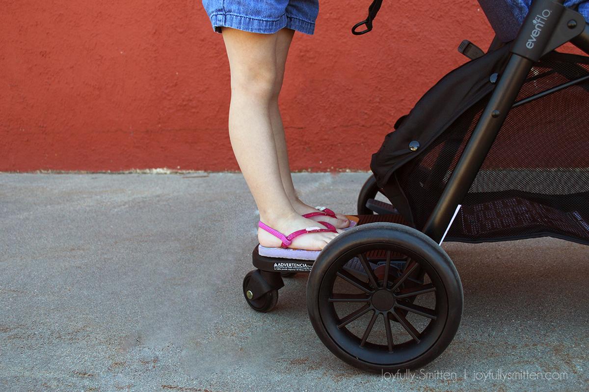 The Evenflo Sibby - a great solution for moms with two kids and the need for one stroller.